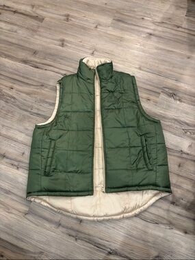 Reversible Quilted Puffer Vest in Olive Green and Cream